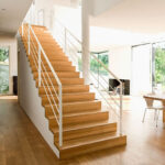 Freistehende Treppe Mit Eichenstufen – [Schöner Wohnen] Intended For Freistehende Treppe Im Wohnzimmer